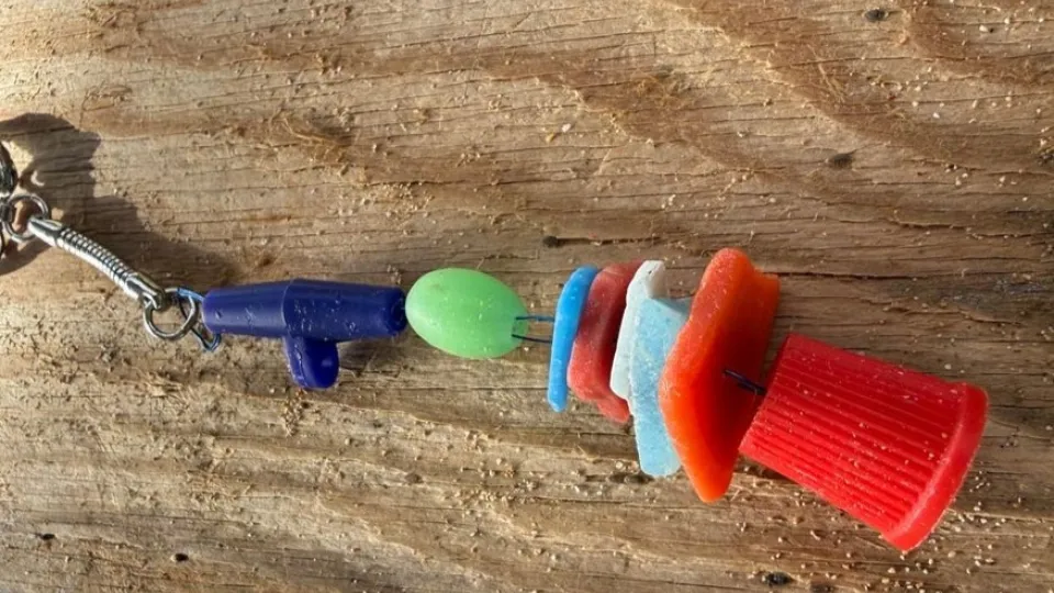 beach plastic keyring